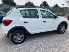 Dacia Sandero Stepway 0.9 TCe Ambiance Euro 6 (s/s) 5dr - 8163 - 15