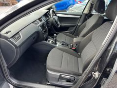 Skoda Octavia 1.6 TDI SE Euro 5 (s/s) 5dr - 8219 - 28