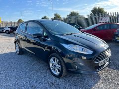 Ford Fiesta 1.0 Zetec Euro 6 (s/s) 3dr - 8203 - 17