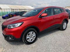 Renault Kadjar 1.2 TCe Expression + Euro 6 (s/s) 5dr - 8136 - 7