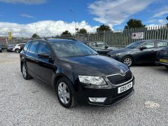 Skoda Octavia 1.6 TDI SE Euro 5 (s/s) 5dr - 8219 - 1