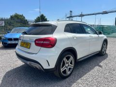 Mercedes-Benz GLA Class 2.1 GLA200d AMG Line (Premium) 7G-DCT 4MATIC Euro 6 (s/s) 5dr - 8137 - 13