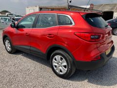 Renault Kadjar 1.2 TCe Expression + Euro 6 (s/s) 5dr - 8136 - 9