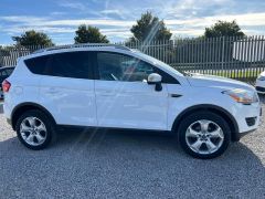 Ford Kuga 2.0 TDCi Titanium AWD Euro 5 5dr - 8207 - 25