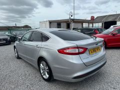 Ford Mondeo 2.0 TDCi Zetec Euro 6 (s/s) 5dr - 8115 - 13