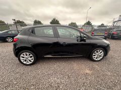 Renault Clio 1.2 16V Dynamique Nav Euro 6 5dr - 8148 - 21