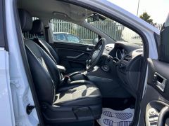 Ford Kuga 2.0 TDCi Titanium AWD Euro 5 5dr - 8207 - 28