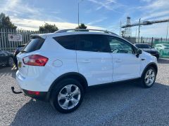 Ford Kuga 2.0 TDCi Titanium AWD Euro 5 5dr - 8207 - 22