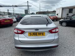 Ford Mondeo 2.0 TDCi Zetec Euro 6 (s/s) 5dr - 8115 - 14