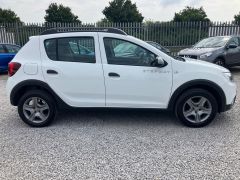 Dacia Sandero Stepway 0.9 TCe Ambiance Euro 6 (s/s) 5dr - 8163 - 18