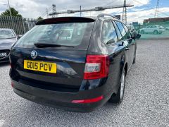 Skoda Octavia 1.6 TDI SE Euro 5 (s/s) 5dr - 8219 - 16