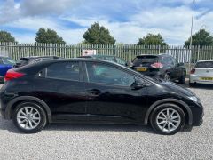 Honda Civic 1.8 i-VTEC ES Euro 5 (s/s) 5dr - 8121 - 14