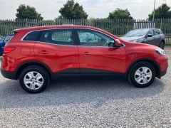 Renault Kadjar 1.2 TCe Expression + Euro 6 (s/s) 5dr - 8136 - 19