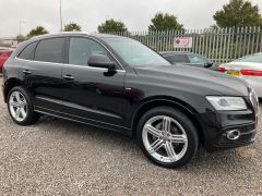 Audi Q5 2.0 TDI S line Plus S Tronic quattro Euro 5 (s/s) 5dr - 8258 - 22