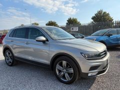 Volkswagen Tiguan 2.0 TDI BlueMotion Tech SEL Euro 6 (s/s) 5dr - 8242 - 20