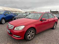 Mercedes-Benz C Class 2.1 C220 CDI BlueEfficiency Executive SE Euro 5 (s/s) 4dr - 8254 - 2