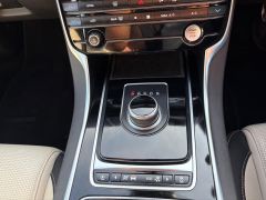 Jaguar XE 2.0i GPF R-Sport Auto Euro 6 (s/s) 4dr - 8243 - 53