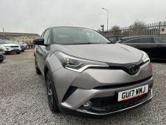 Toyota C-HR 1.2 VVT-i Dynamic Euro 6 (s/s) 5dr - 8294 - 5