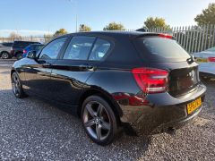 BMW 1 Series 2.0 116d Sport Euro 5 (s/s) 5dr - 8264 - 3