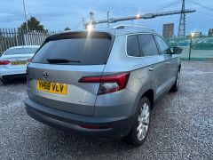 Skoda Karoq 1.6 TDI SE L Euro 6 (s/s) 5dr - 8266 - 10