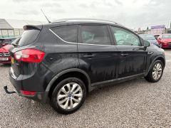 Ford Kuga 2.0 TDCi Titanium 2WD Euro 5 5dr - 8273 - 14