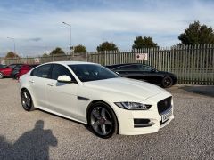 Jaguar XE 2.0i GPF R-Sport Auto Euro 6 (s/s) 4dr - 8243 - 32