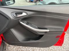 Ford Focus 1.5 TDCi Zetec Euro 6 (s/s) 5dr - 8268 - 26