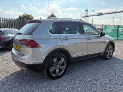 Volkswagen Tiguan 2.0 TDI BlueMotion Tech SEL Euro 6 (s/s) 5dr - 8242 - 16